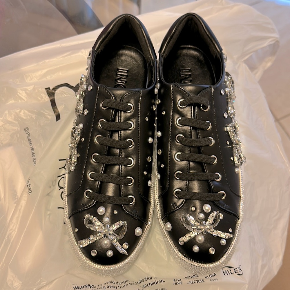 INC casual sneaker - New without Tags